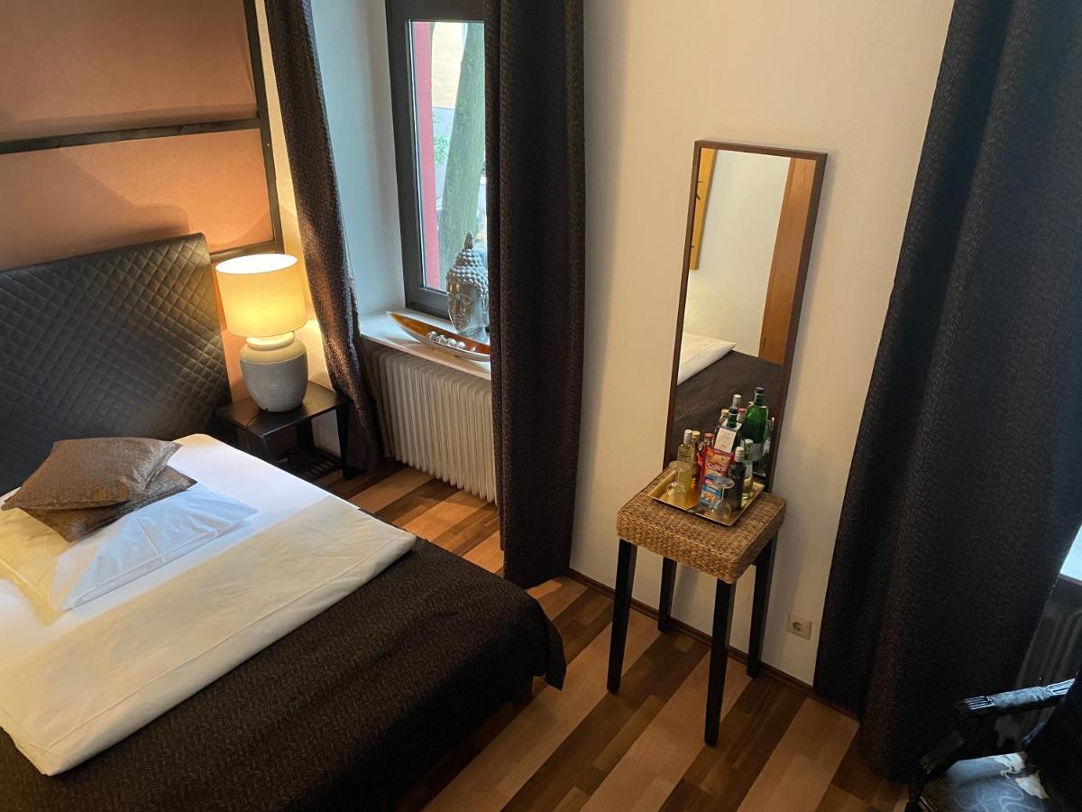 Hotel Am Volksgarten دوسلدورف المظهر الخارجي الصورة